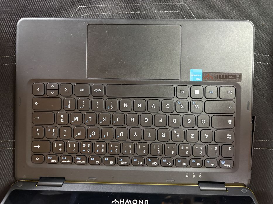 Unowhy 11 – PC de retoma – aspeto impecável