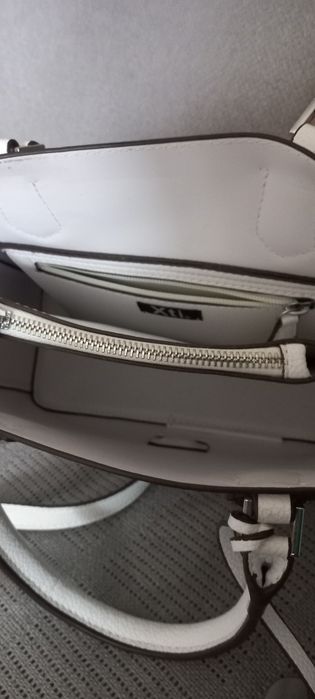 Nowa,biała torebka damska firmy Xti