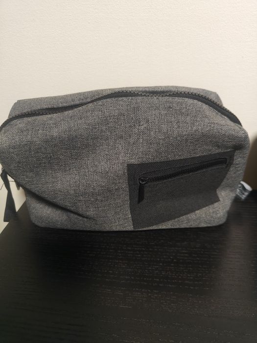 bolsas de viagem necessaire novas