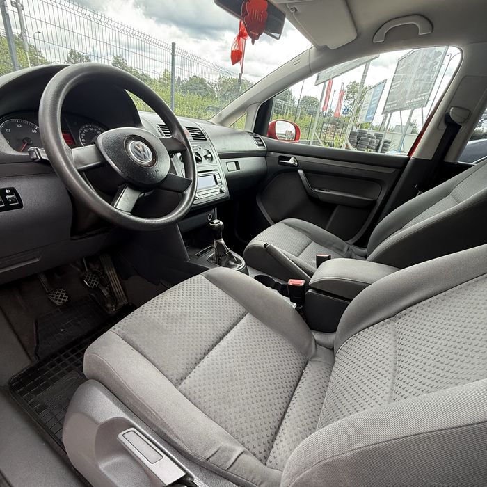 Na Sprzedaz VOLKSWAGEN  TOURAN/2.0TDI/7 Osobowy/Klima/Zadbany/Hak/Gwarancja