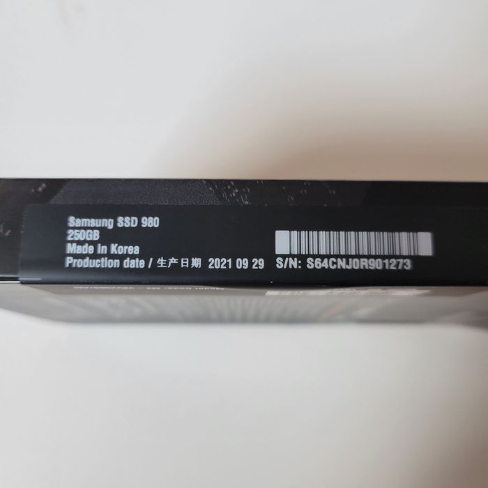 Новий Samsung SSD 980 250 Gb. MZ-v8v250b/am NVMe