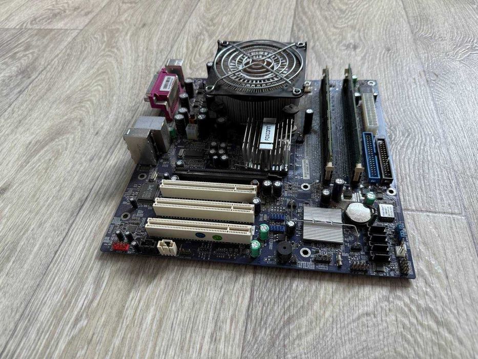 Материнська плата Foxconn 915M12-PL-6LS, s775