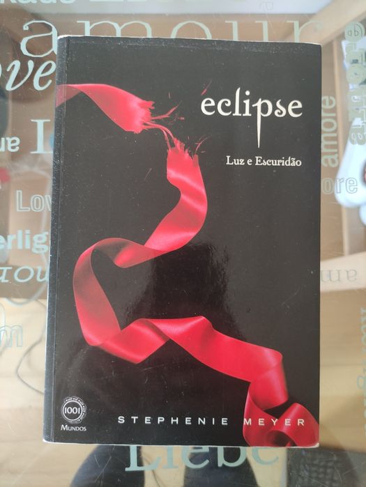 Livro Eclipse Saga Twilight