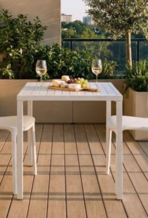 Mesa jardim 84x84cm (branca)