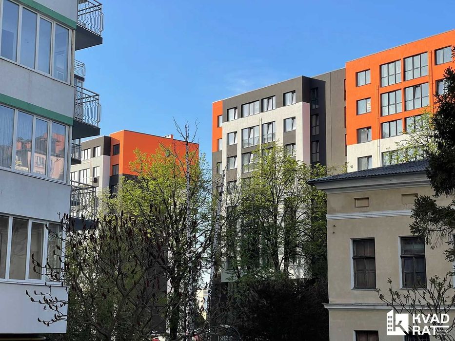 Двокімнатна біля парку та центру!! ЖК Бізнес Класу