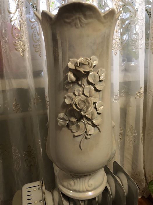 Продам напольную вазу керамика