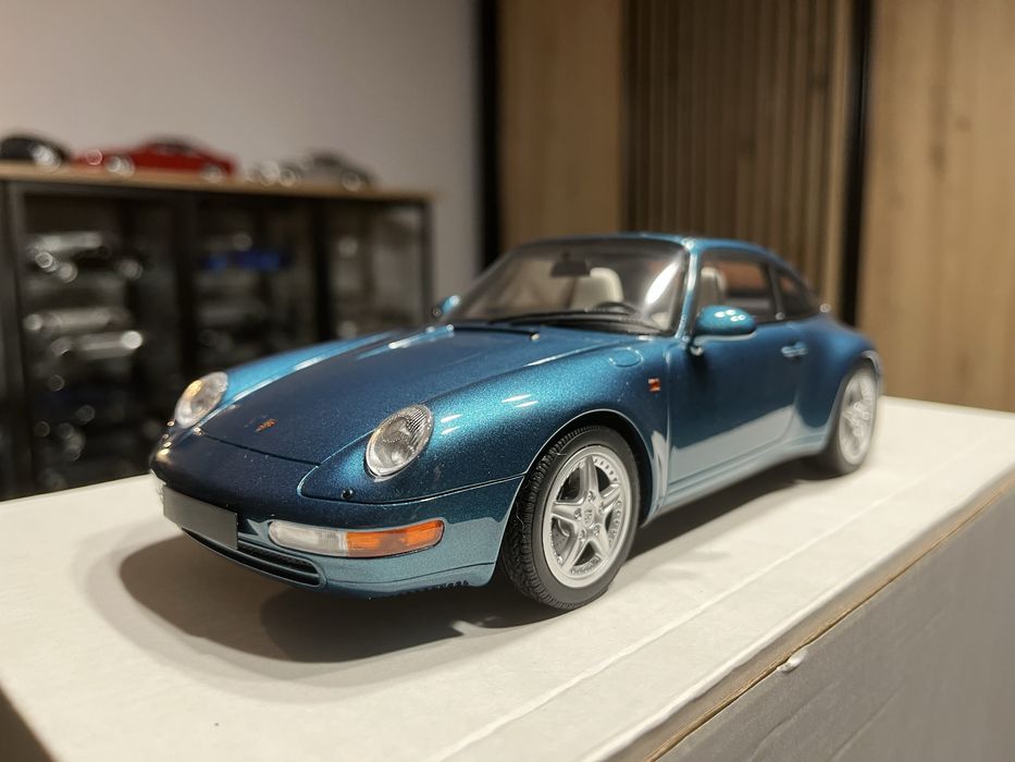 Porsche 993 targa Gt spirit 1:18