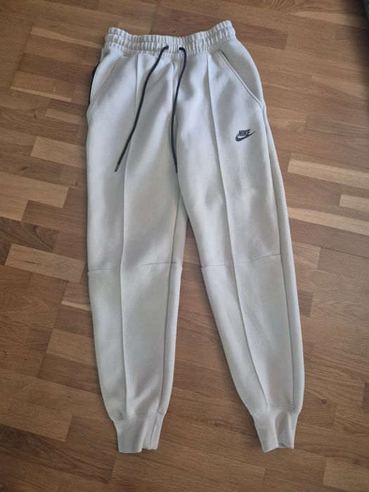 Spodnie dresowe Nike S