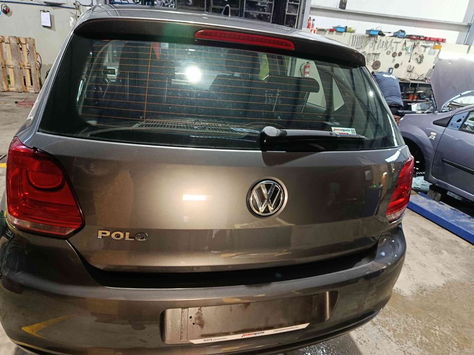 Porta / tampa da mala VOLKSWAGEN Polo (6R, 6C)