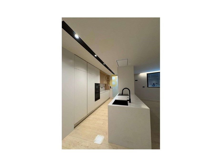 T1 com terraço de 20,44m2 em Gondomar