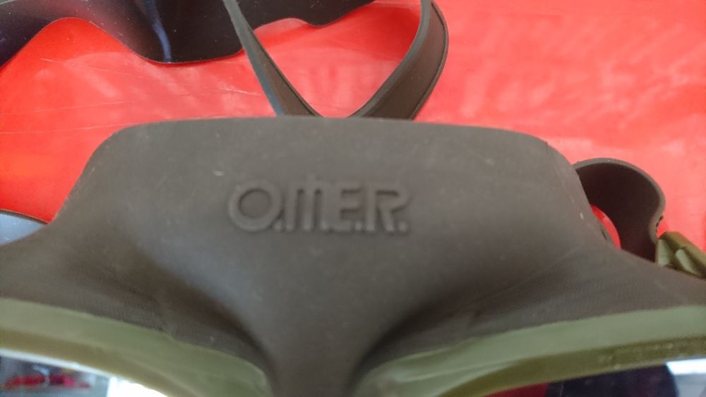 Mascara de Mergulho Omer