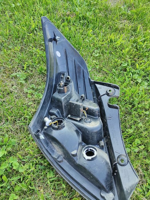 Lampa tył dymiona Suzuki Swift V 2011