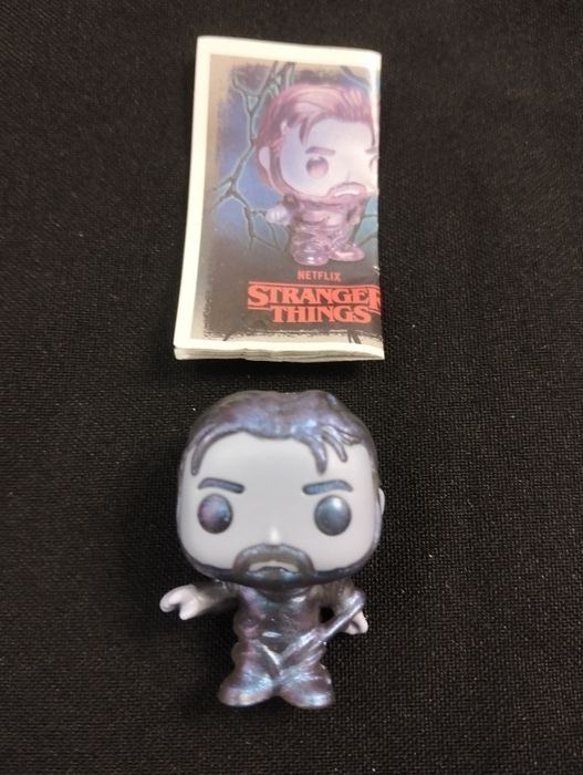 Hopper - Ovo Kinder Joy - Stranger Things boneco