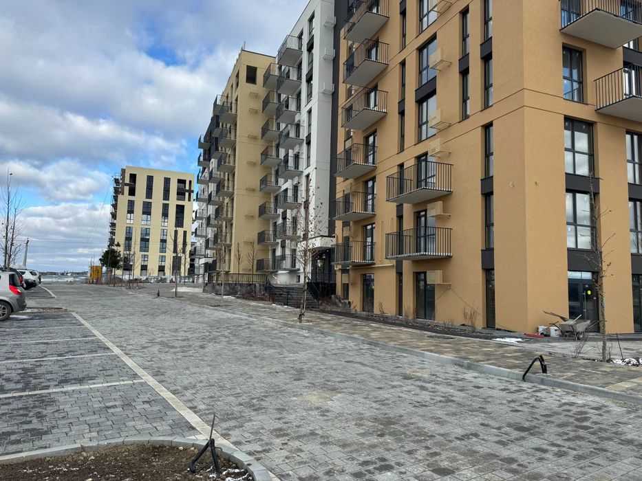 Продаж комерційного приміщення 54 кв.м у м. Пустомити