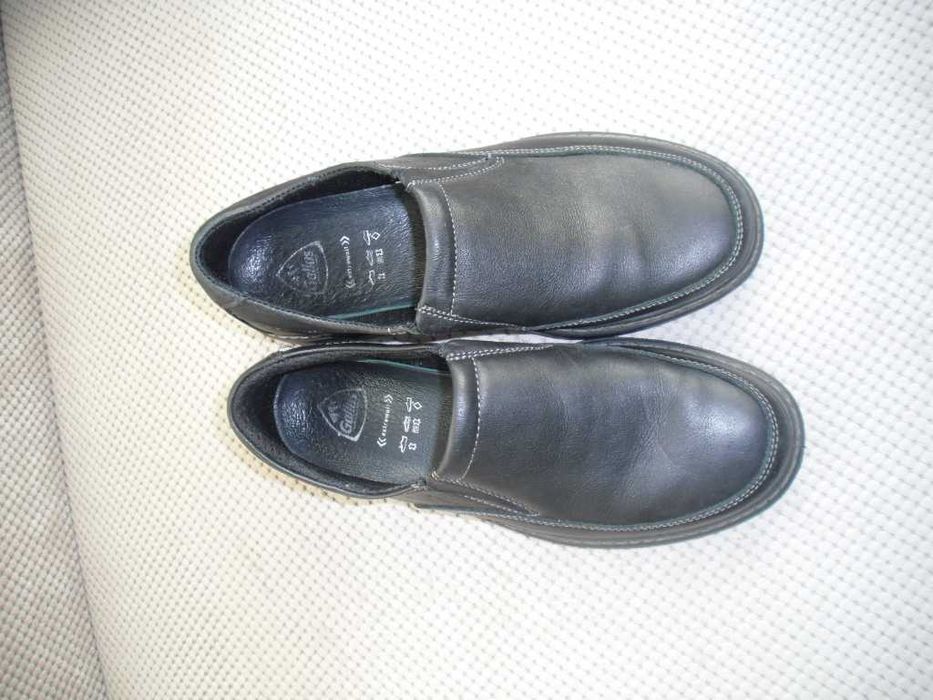 Buty męskie wsuwane 40