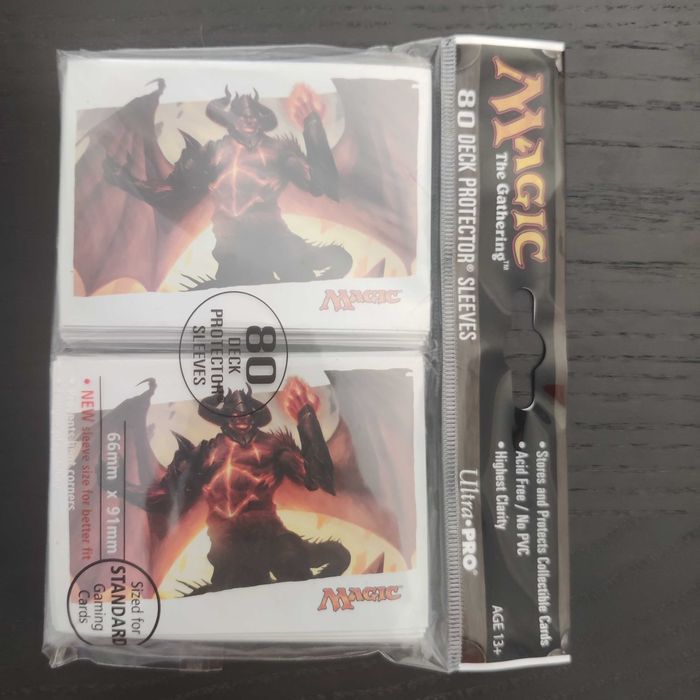 Sleeves Ultra Pro Ob Nixilis Reignited 80x - Magic the Gathering