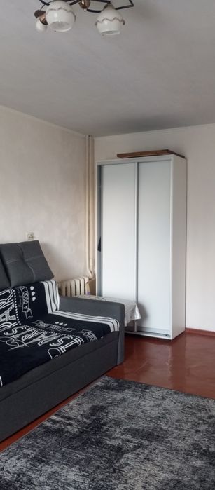 Продам отличную 1 комнатную квартиру на 9 квартале Терновского района.