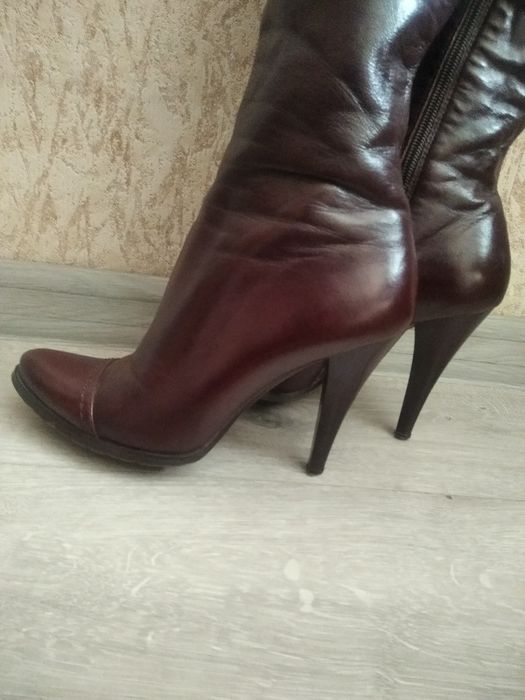 Шкіряні жіночі  чобітки 35 розмір, сапожки. ботінки