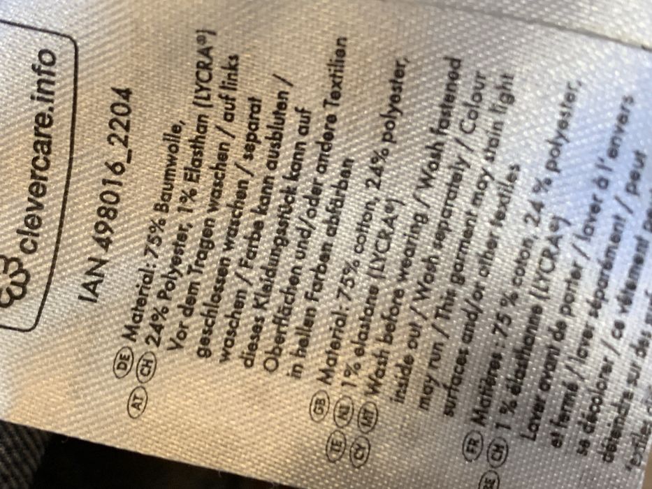 Cienkie elastyczne jeansy slim fit dla chłopca Lupilu rozmiar 128