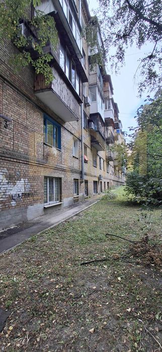 Продам 2-кімнатну квартиру, метро Дорогожичі, вул. Олени Теліги, 3-А