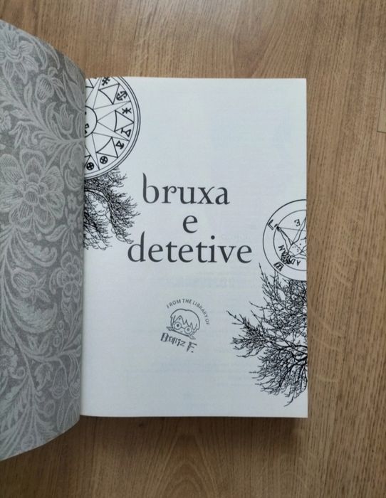 Bruxa e detetive