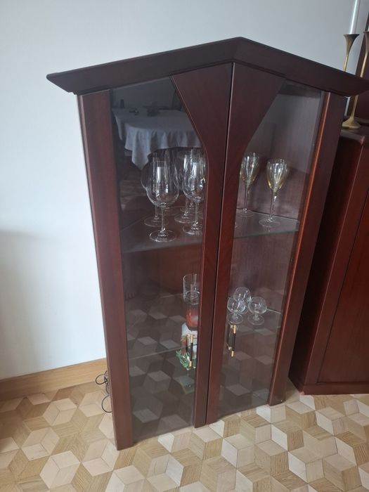 Piękny zestaw mebli