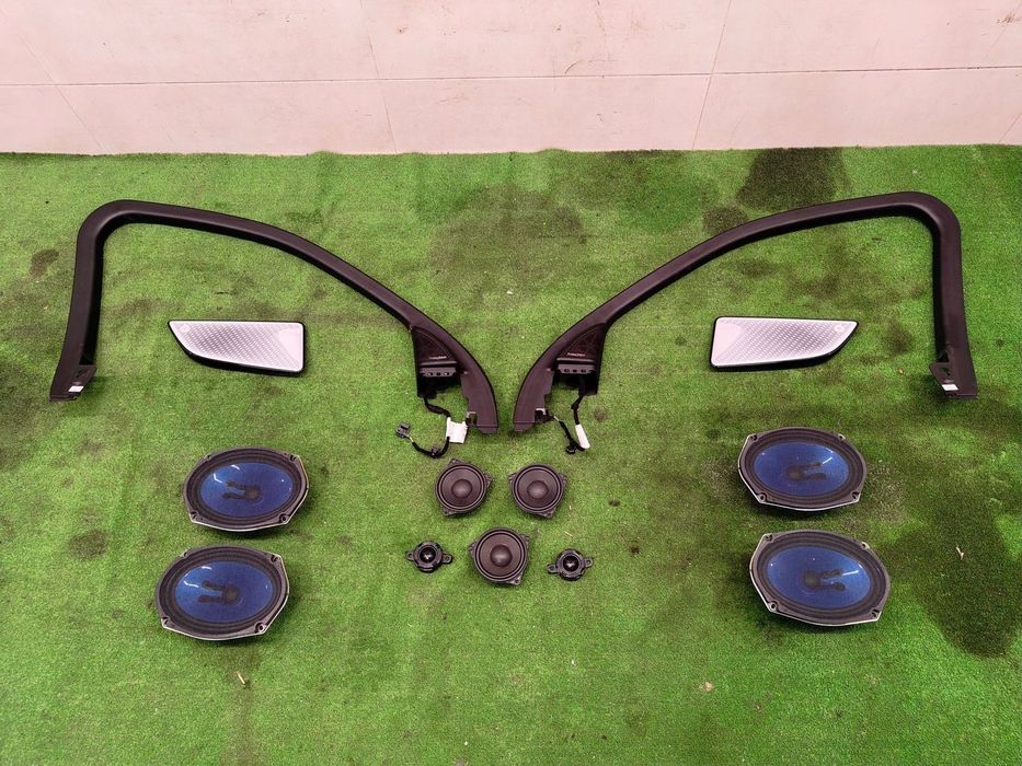 MASERATI GRECALE GŁOŚNIK GŁOŚNIKI MASKOWNICE KOMPLET SONUS FABER