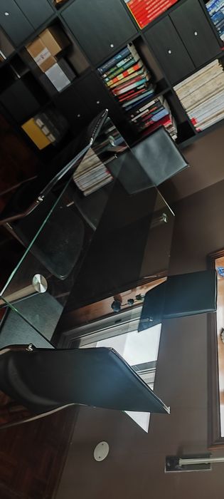 Mesa vidro + 4 cadeiras
