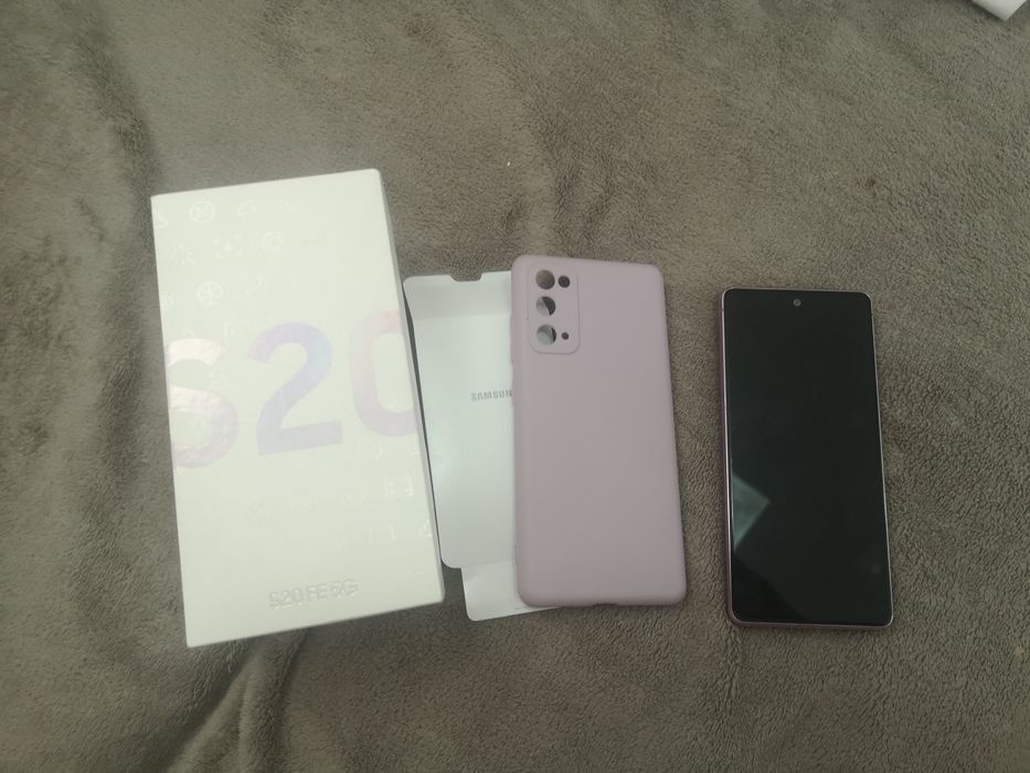 Samsung Galaxy S20 fe ідеальний