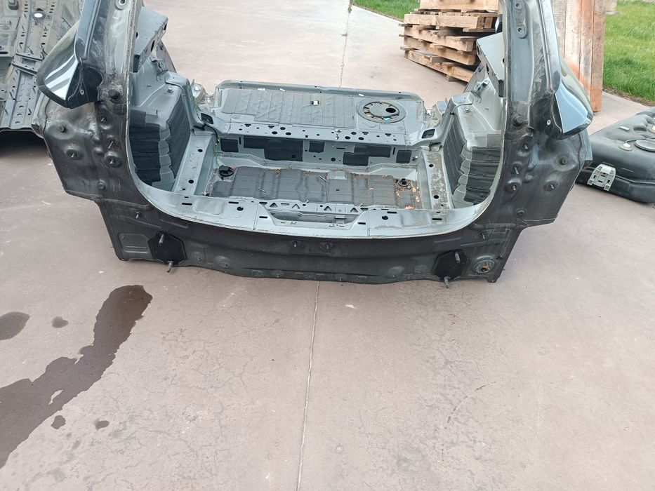 Розборка розбірка BMW X2 F39 Ф 39 двері праві  ляда четверть задня чверть цапфа піввісь ричаг супорт амортизатор блок скло  подушка безпеки шторка