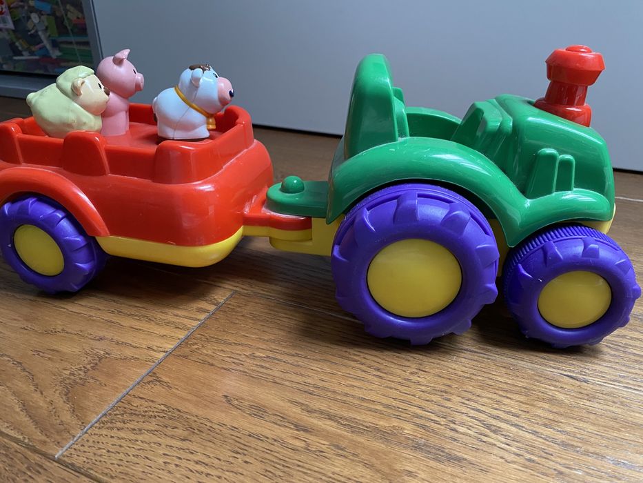 Traktorek zabawka