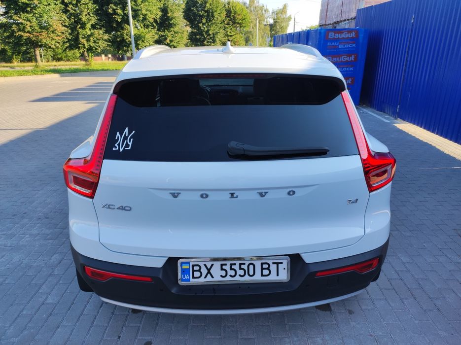 VOLVO XC-40, 2019, 2.0 бензин, АКПП.