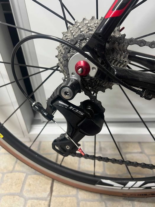 Bicicleta de estrada QUER SQUADRA Carbono