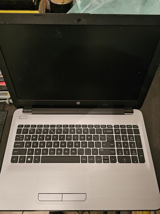 Komplet: 3 laptopy -  HP z Amd A6-7310 4gb /500gb, ASUS, TOSHIBA
