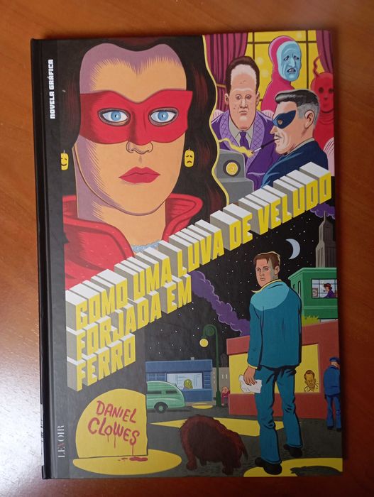 Como uma luva de veludo forjada em ferro