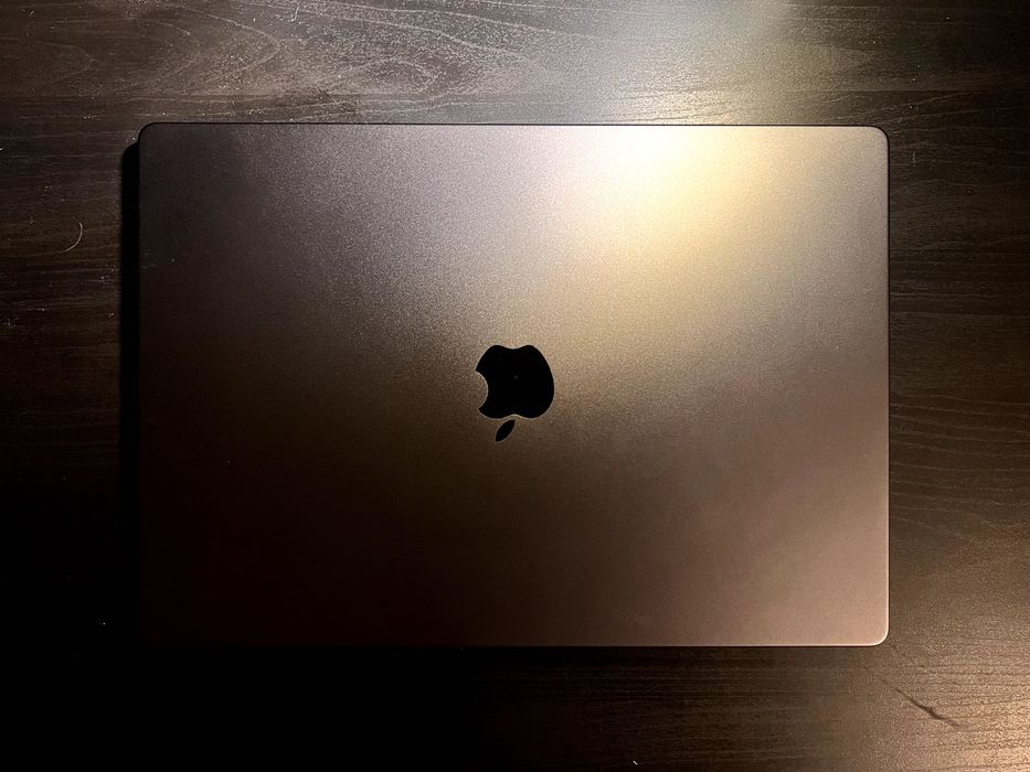 Macbook Pro 16'' M4 PRO