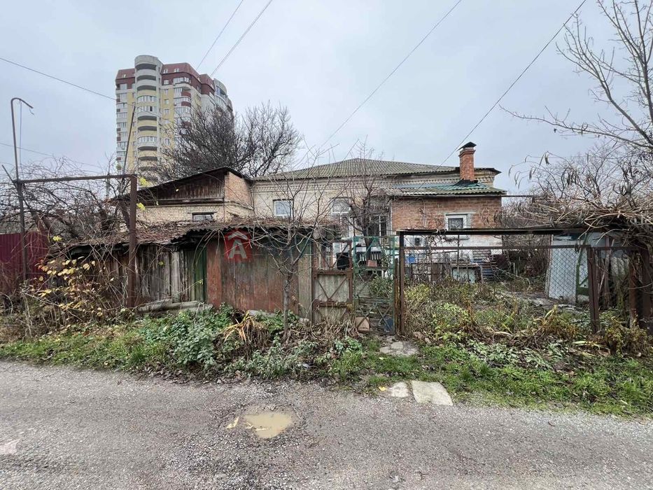 Частина будинку в центрі