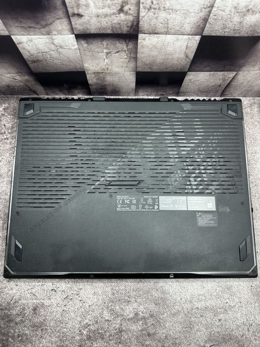 Ігровий ноутбук rog strix g531t