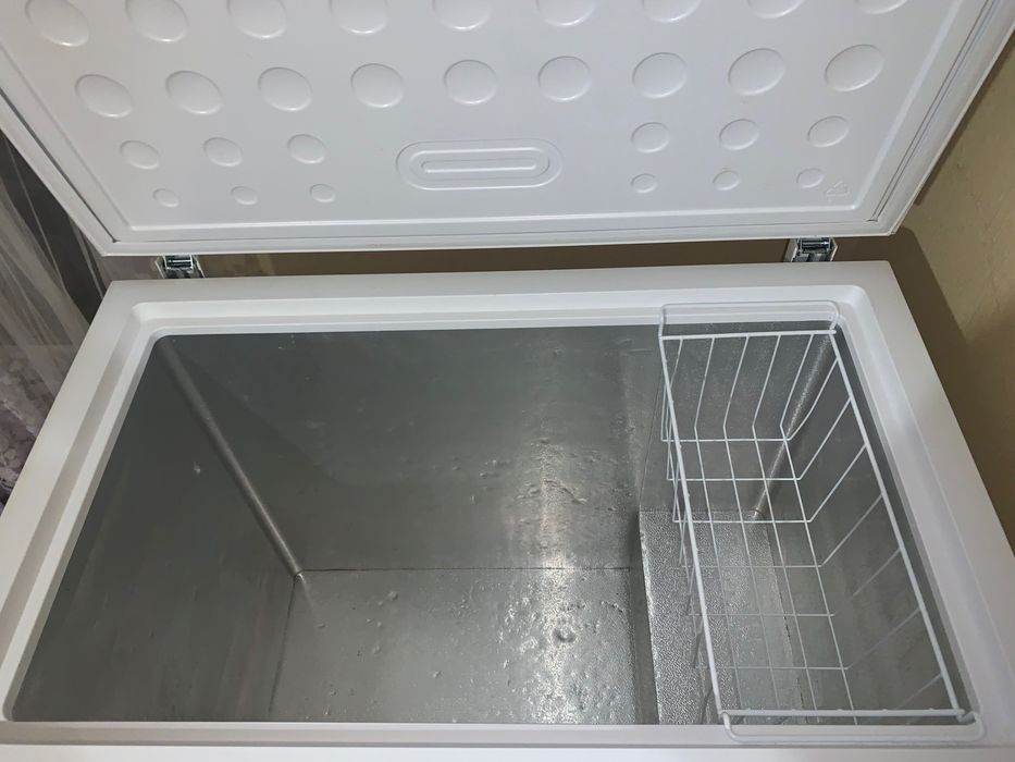 Холодильник морозильна камера