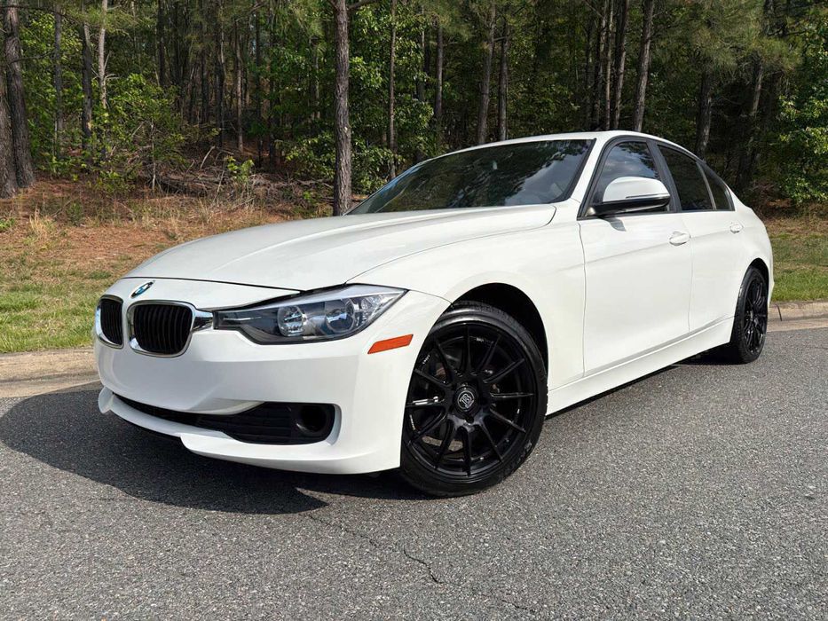 BMW 3 Series 320i      2015