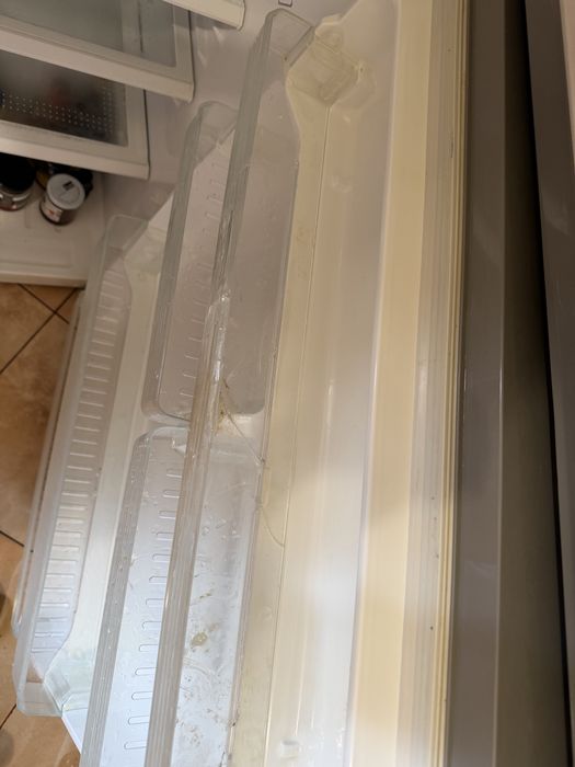 Холодильник SHARP SJ-T640RSL