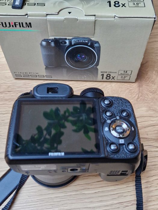 Aparat cyfrowy Fuji Finepix S2995
