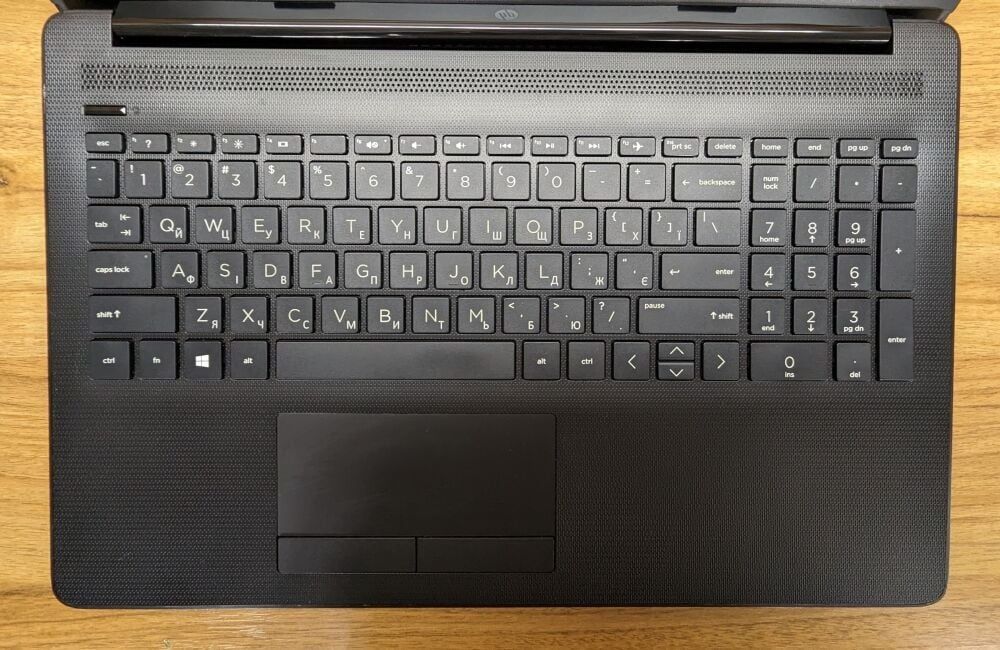 Ноутбук HP 15-db000 / 15.6