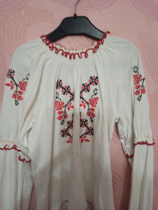 Продам вишиваночку 150грн