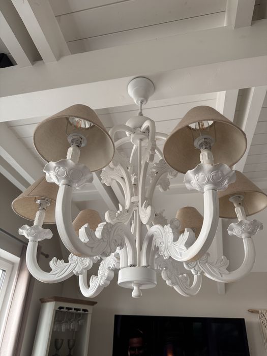 Piękna Lampa  żyrandol hampton prowansja