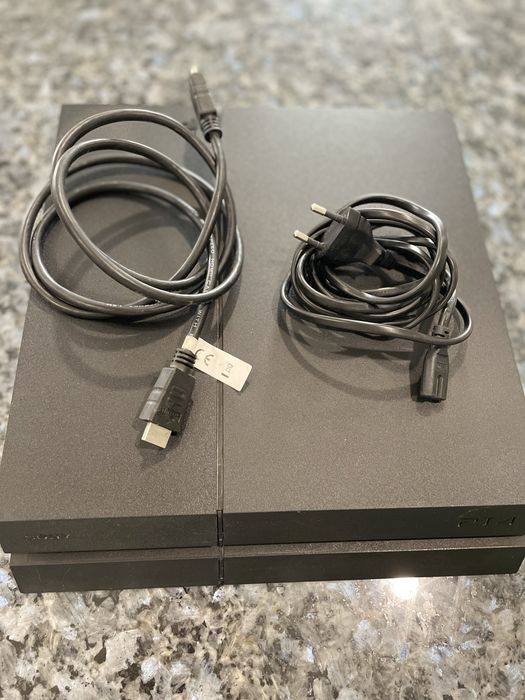 PS4 + 2 comandos