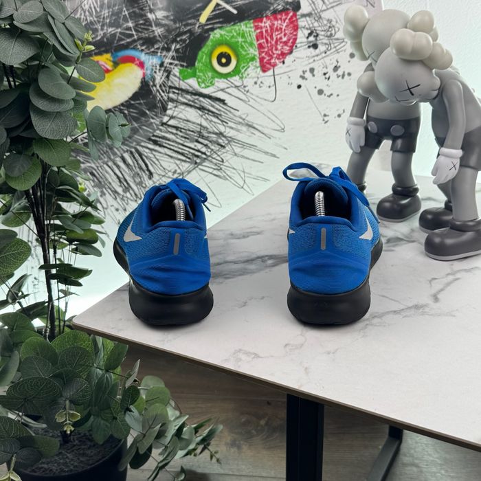 Кросівки Nike Free RN 42 розмір Е6137
