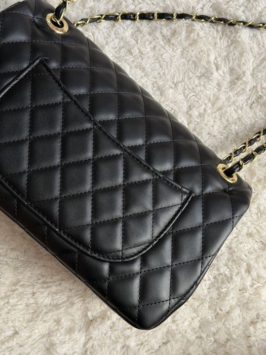 Сумочка в стилі chanel