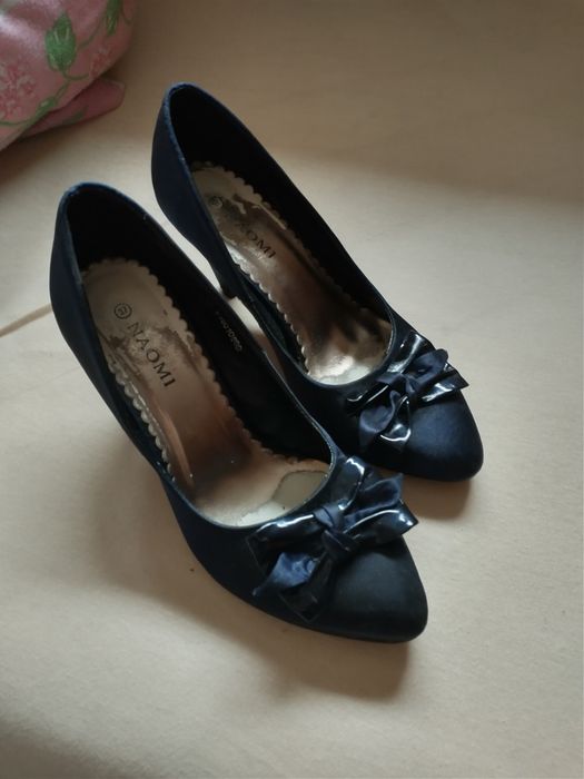 Buty na obcasie..
