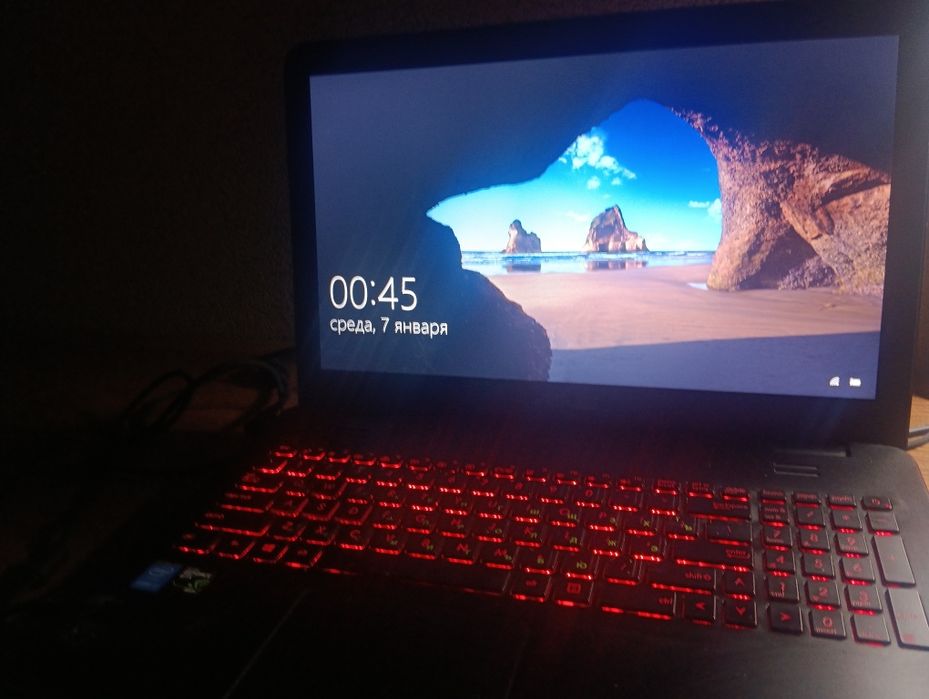 Ноутбук Asus Ігровий GTX 960M, i7, 1TB диск, 12 RAM